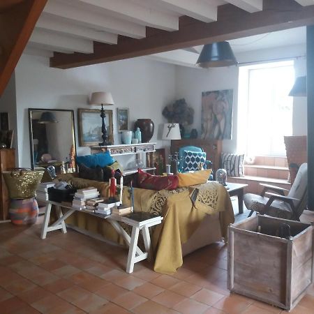 Maison 18eme siècle Le Moulinaud Esterno foto